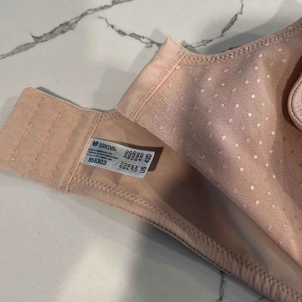 WACOAL STYLE 855303 ROSE DUST PINK /Nude color 
BACK APPEAL UNDERWIRE BRA 42 D - Picture 7 of 7